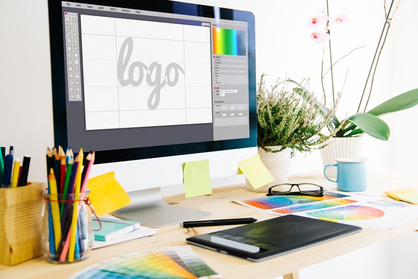 What Experts Are Saying About Logo Designers